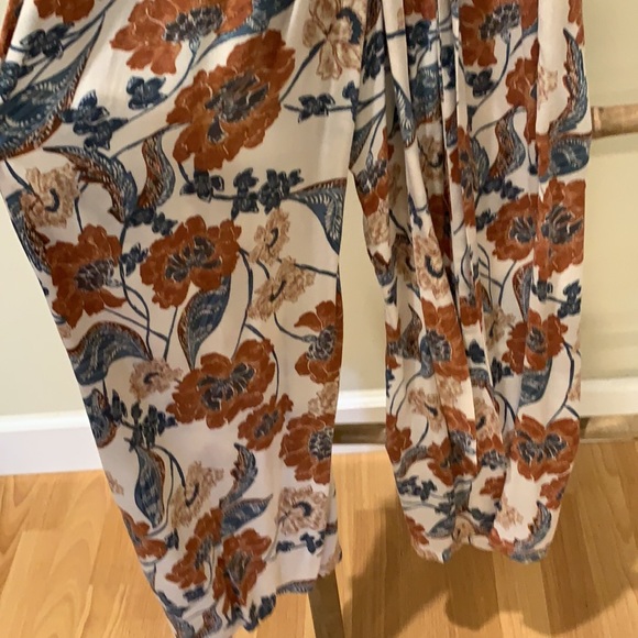 Vici floral jumpsuit - Picture 9 of 9